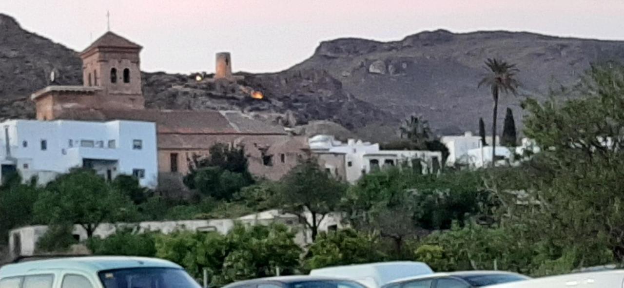 Nijar Bella Y Su Parque Natural Cabo De Gata מראה חיצוני תמונה